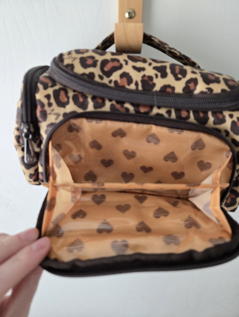 Lug Trolley Mini Cosmetic Case Leopard - Picture 4 of 5